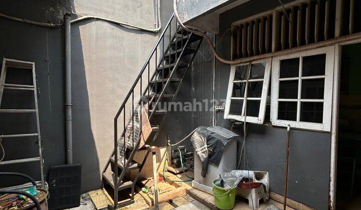 Dijual Murah Rumah Villa Melati Mas Luas 180m2 2