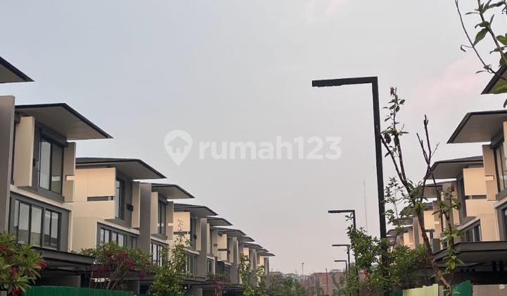 Dijual Rumah Mewah di Navapark Bsd Cluster Lyndon 2