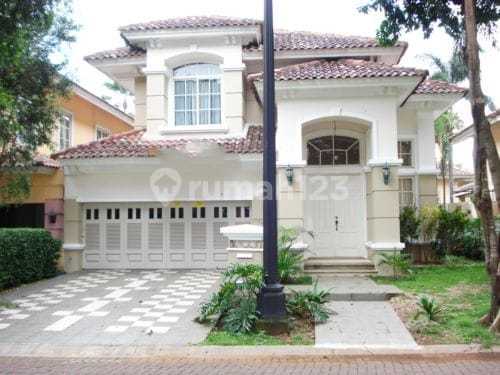 For Sale Mediterranean Garden House Lippo Karawaci Central