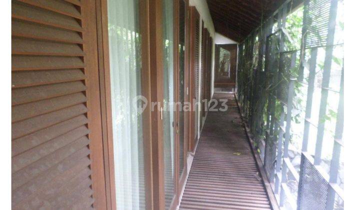 Town House 2 Lantai Semi Furnished Bagus di Pejaten 2