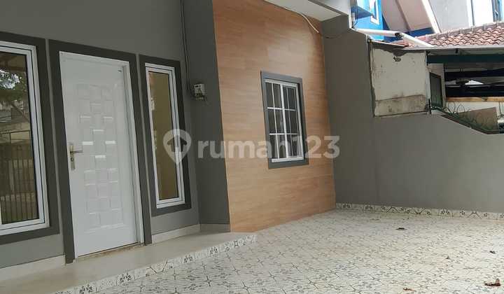 Rumah 2 Lantai Di Sektor 1.1 Bsd 2