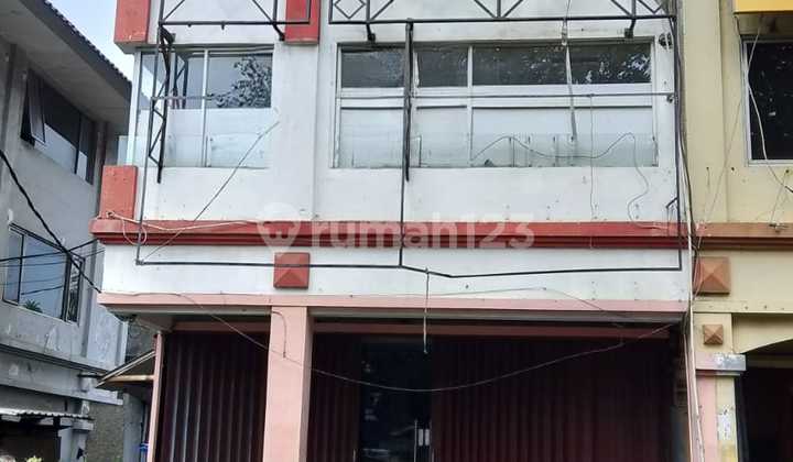 Ruko 3 Lantai di Vila Melati Mas