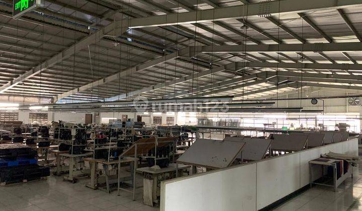 Pabrik Kaos di Industrial Sentul Estate 2