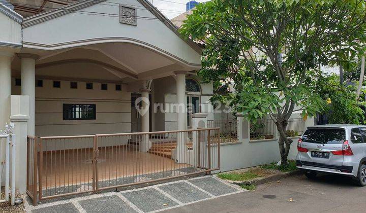 Rumah Bagus di Vila Melati Mas 2