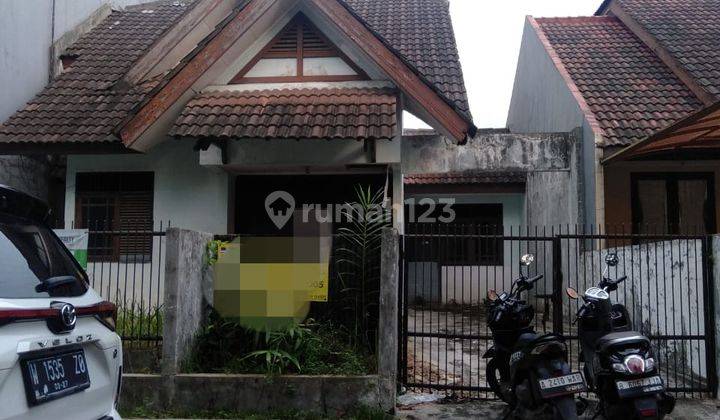 Rumah Tua Hitung hitung Tanah di Giriloka Bsd 1