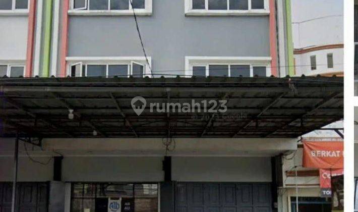 Ruko 3 Lantai Dekat Perumahan Green Lake City Jakarta Barat 1