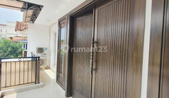 Rumah Keluarga Super Exclusive Dan Strategis Di Taman Provence Bsd City 10