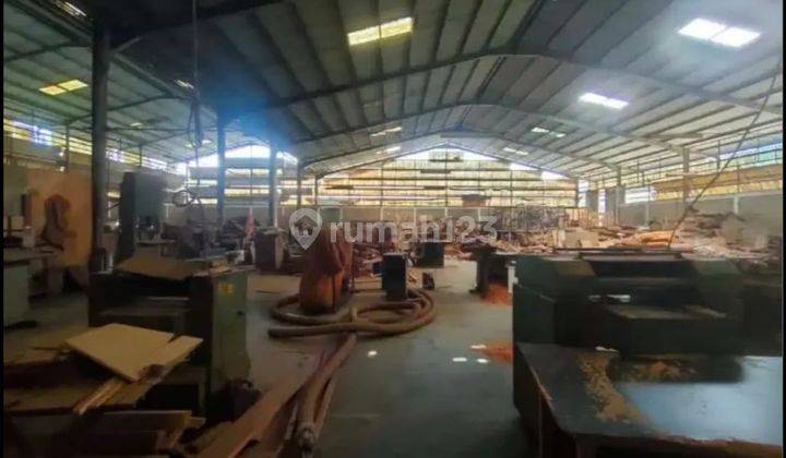 Ex Pabrik Mebel Muat Container Exclusive Di Cicadas Gunug Putri 4