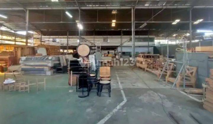 Ex Pabrik Mebel Muat Container Exclusive Di Cicadas Gunug Putri 9