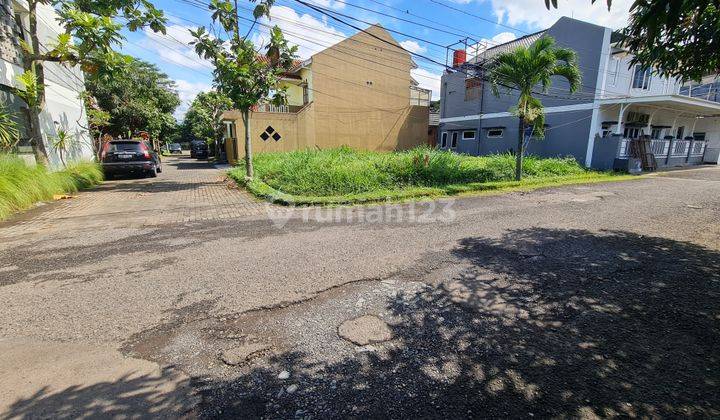 Tanah Hook 197 M2 Dalam Perumahan Areal Riung Bandung