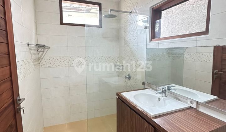 SOLD FAST! Modern 2-Story House in Prime Location, Gunung Talang. One-Gate System, Flood-Free! 2