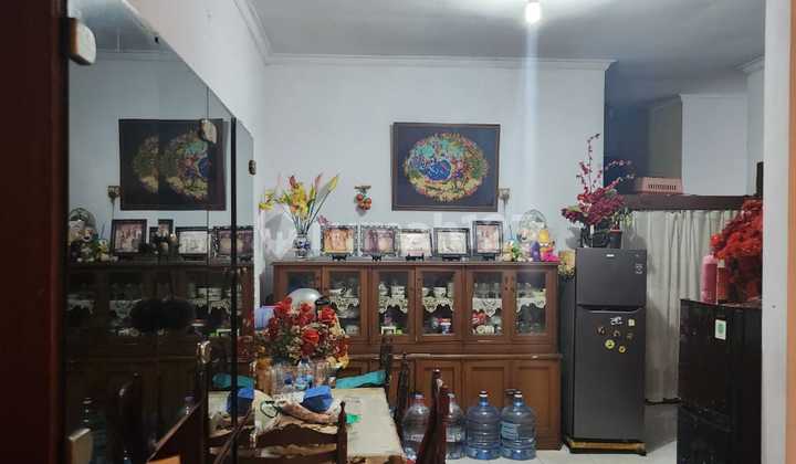 Dijual Rumah Hook Komplek Kejaksaan Agung.ps Minggu,jaksel. 2