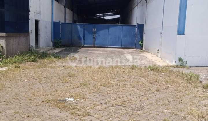 For Rent Warehouse + Office in Narogong Cileungsi