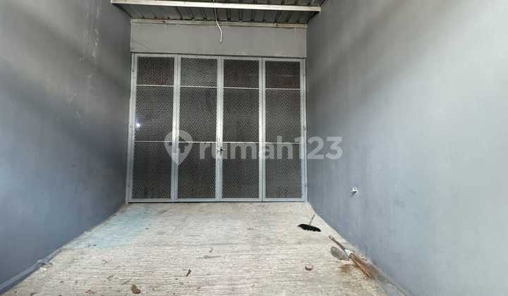 Warehouse for Rent in Kebayoran Lama.