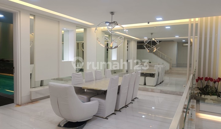 Rumah Pik1 Garden House 15X30 Bangunan Kontakrtor,3 Lantai,View Danau,Furnish,Brand New Rumah Pik1 Garden House 15X30 Bangunan Kontakrtor,3 Lantai,View Danau,Furnish,Brand New