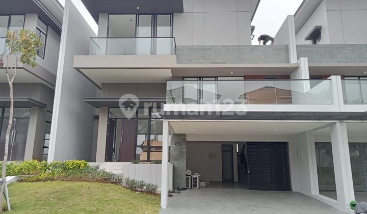 rumah pik2 permata hijau 12x25,minimalis modern,2,5 lantai