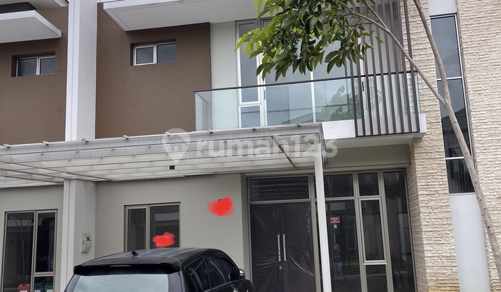 Rumah Pik2 Uk 10x15 Minimalis,2 Lantai,standart Developer
