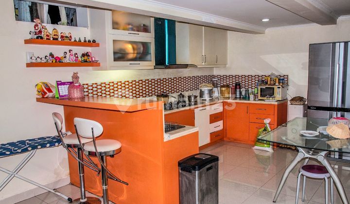 Rumah Katamaran Indah Uk 8x23,5 Furnish,renovasi,bagus Rapih,3 Lantai 2