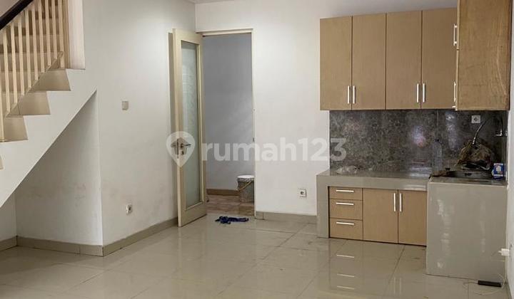 Rumah Layar Permai 5x12,5 Full Renovasi Seperti Baru.2 Lantai,selatan 2