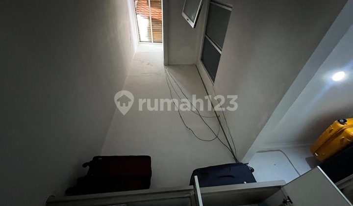 Rumah Pik1 Indomobil 7x25 Semi Furnish,2 Lantai,selatan 2