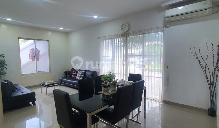 Pik1 Layar Permai House, Size 10x15, Hook, Semi-Furnished, 2 Floors, Good and Neat. 2