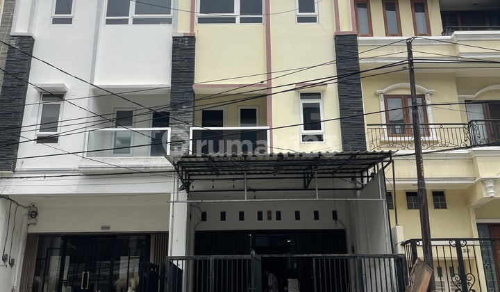 ruko muara karang raya blok 4 uk 5x17 minimalis,3 lantai,cocok untuk resto atau kantor