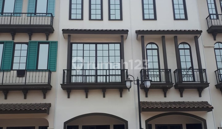 ruko pik2 osaka boulevard 4,5x20 tiga lantai,dua muka,,brand new,9 ac,lampu LED ruko pik2 osaka boulevard 4,5x20 tiga lantai,dua muka,,brand new,9 ac,lampu LED