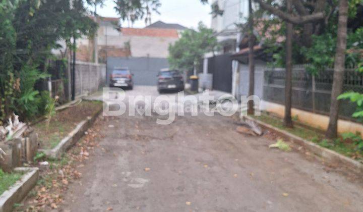 RUMAH DAN TANAH DI JLN AMPERA 2, JAKARTA SELATAN 2