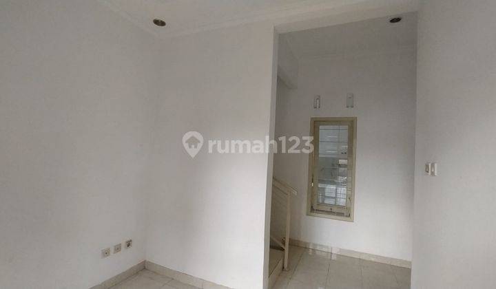 065145 Rumah Sewa Cantik di Perum Dekat Ugm Rs Sarjito Dalam Ringroad 2