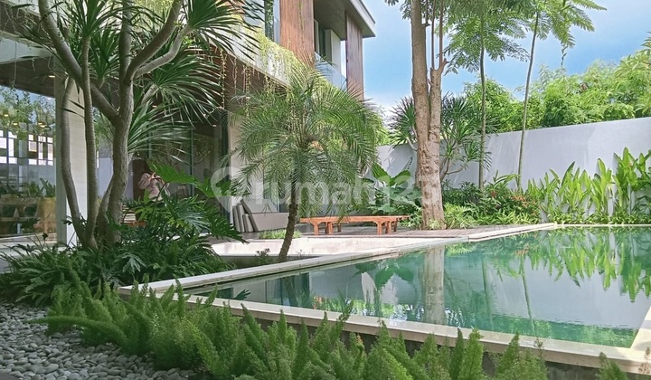 Dijual Villa Mewah 4 Kamar Freehold di Bumbak Umalas, Bali Dijual Villa Mewah 4 Kamar Freehold di Bumbak Umalas, Bali