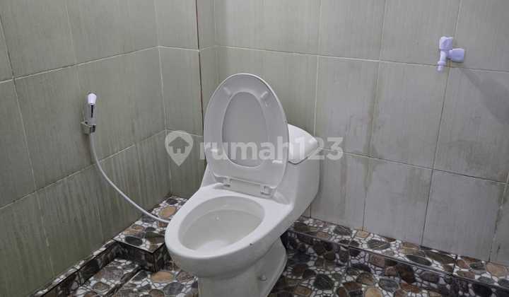 For Sale: Two-Front Hook Ruko – Strategic Location in Lukluk, Near Kapal Regional Hospital 2