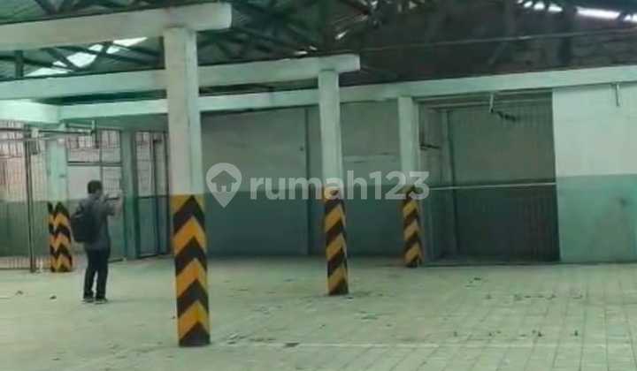 Disewakan Eks Dealer Mobil Di Jln Raya Bogor Cisalak