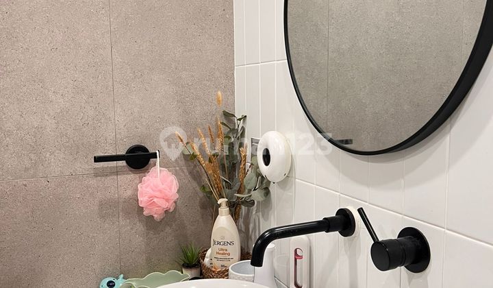 Private House Suitable for Townhouse / Rental / Boarding House in Tanjung Duren 2