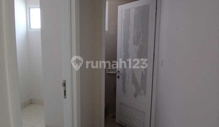 New Empty 2-Story European Cluster Unit House in Sedayu City, Kelapa Gading New Empty 2-Story European Cluster Unit House in Sedayu City, Kelapa Gading