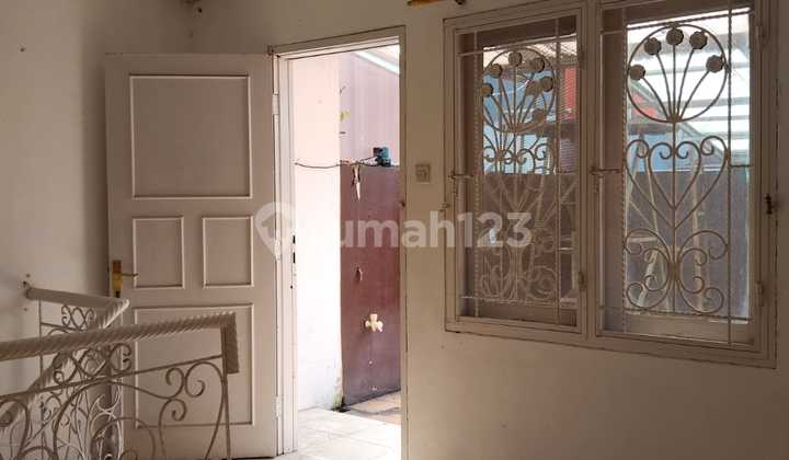 Rumah di Cluster Taman Sari Harapan Indah Bekasi 2