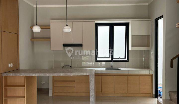 Dijual Cepat Rumah Summarecon Crown Gading Bekasi 1