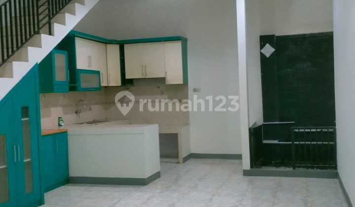 Rumah 2 Lt Mezanin Siap Huni Baru Direnov Cluster Aralia Harapan Indah 2