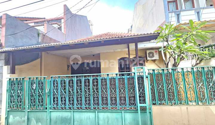 Dijual cepat Rumah Tinggal di pondok kelapa  jakarta timur 1