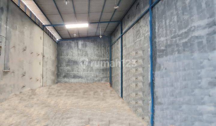Toko + Gudang Siap Pakai Sragen Kota Cocok Untuk Runag Usaha 7