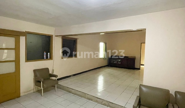 Rumah dan Ruko di Cikawao, Lokasi Strategis