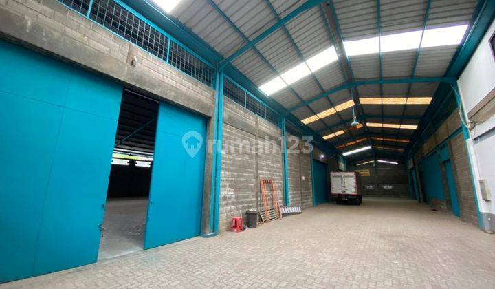 Gudang Siap Pakai di Cibolerang Akses Kontainer 9