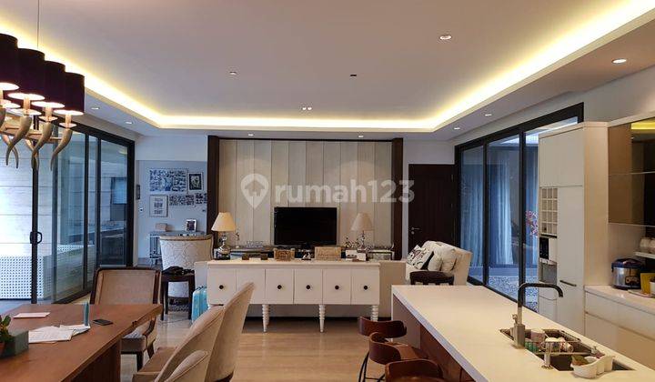 Rumah Mewah Furnished Mekarwangi Kolam Renang Turun Harga 1