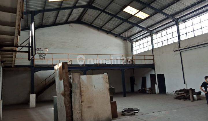 Tempat Usaha Semi Gudang di Pungkur Mainroad 5