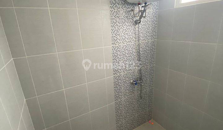 Rumah Summarecon Dayana 5