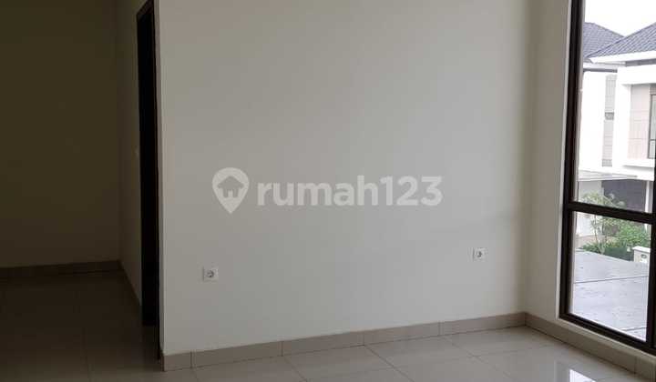 Rumah 2 Lantai di Cluster Btari Summarecon Bandung 7