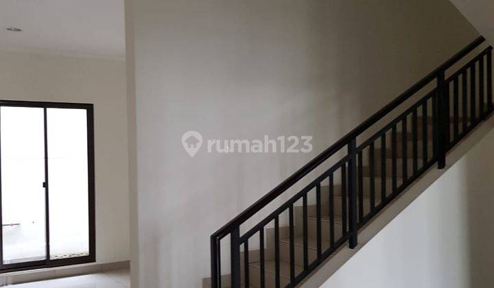 Rumah 2 Lantai di Cluster Btari Summarecon Bandung 10