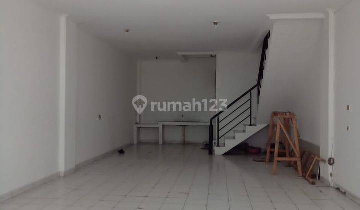 Ruko 3 Lantai di Kopo Mas cocok untuk kantor dan gudang