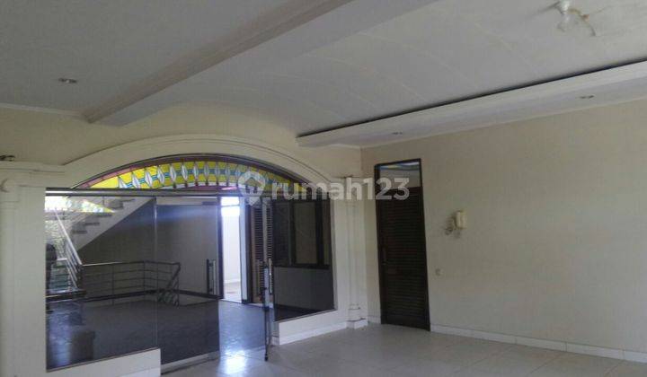 Tempat Usaha Garuda 2 Arah Bisa Utk Sekolah Bank Showroom Kantor