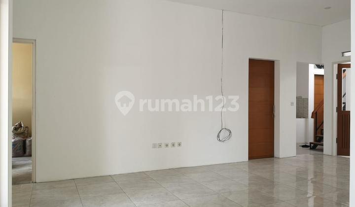 Turun Harga! Rumah Lembah Permai Cihanjuang 2