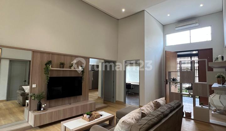 Rumah Mewah Full Furnished di Mayangsunda KBP 1